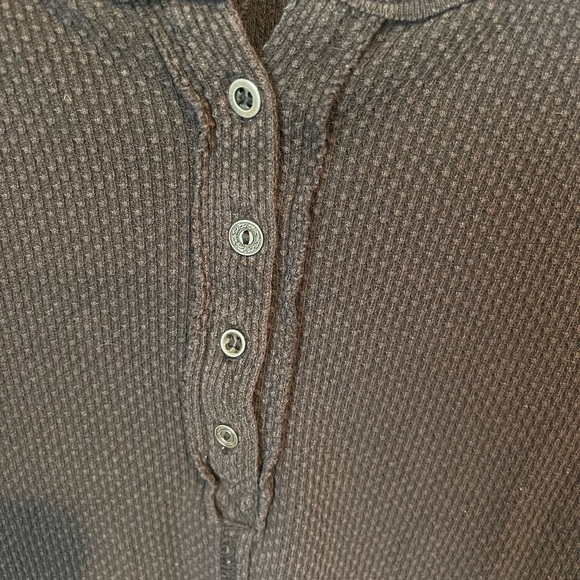 Free People Women’s S Blackish Long Sleeve Henley Top - Picture 2 of 5